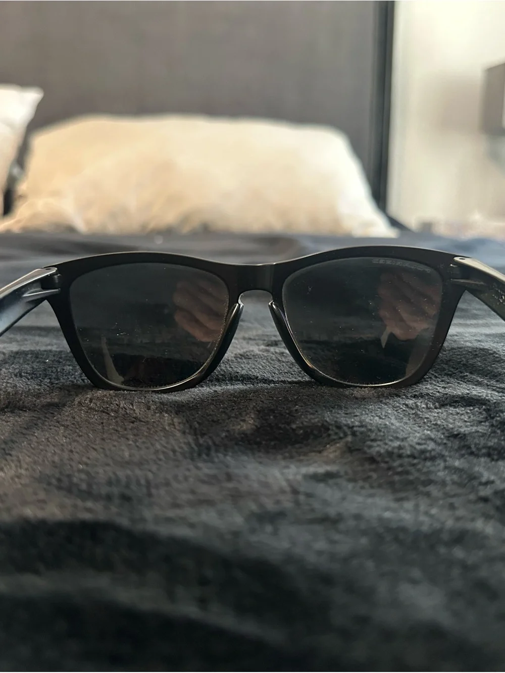 Oakley Men’s Matte Black Frame Sunglasses with Gray Lenses